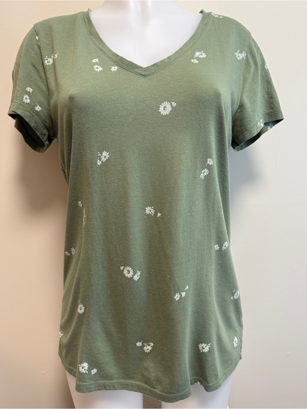 GAP Olive Green V-Neck Tee with White Floral Print